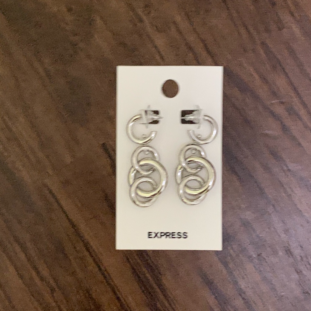 Express Interlocking Circle Drop Earring